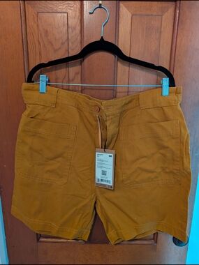 cotopaxi Men's Flat Front Shorts in Mustard